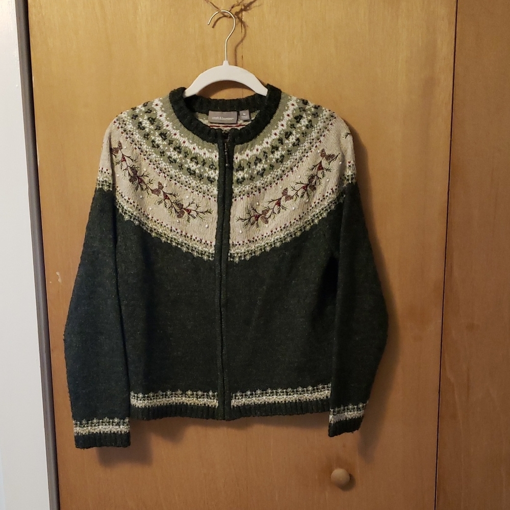 Croft & Barrow Green and Cream Cardigan Sweater